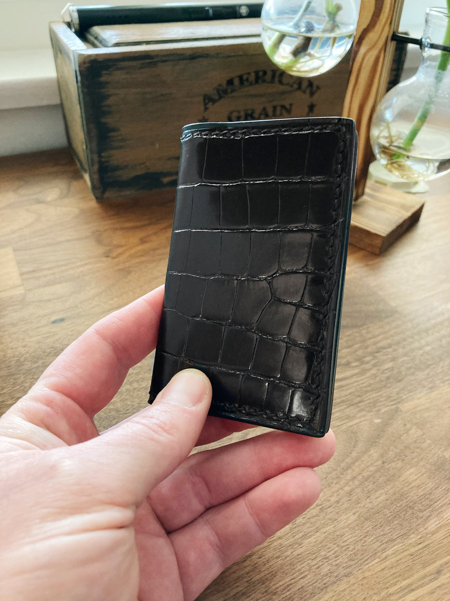 Black Glazed Alligator Card Wallet
